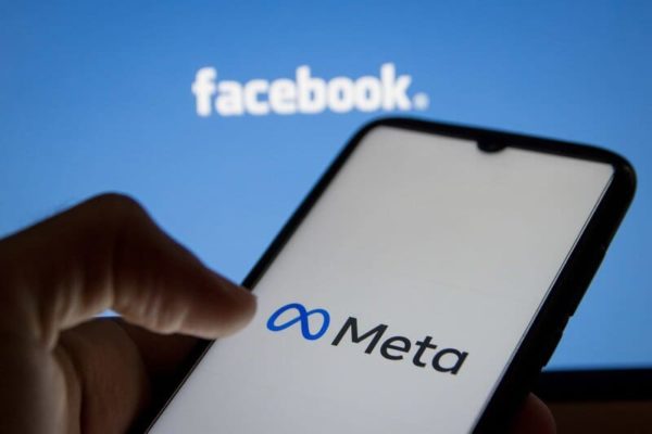 Facebook был переименован в Meta