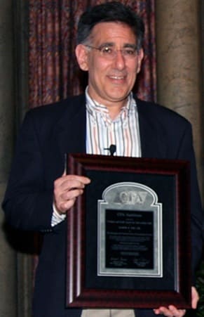 Клод Эрб - аналитик, использовавший закон Меткалфа для построения модели стоимости биткоинов